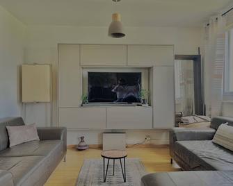 Location - Montrouge - Jo 2024 - Montrouge - Living room