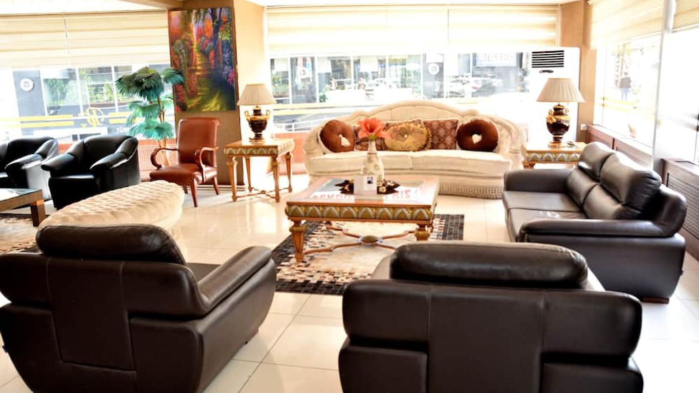 Business Grand Hotel