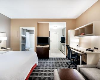 TownePlace Suites by Marriott Charlotte Mooresville - Mooresville - Bedroom