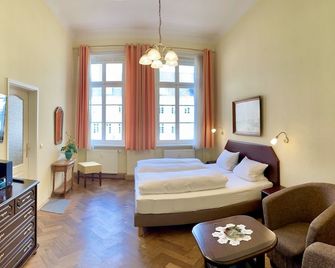 أبارتمنتهاوس ستات ميتز - درسدين - غرفة نوم