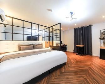 Busan Station Busan View Hotel - Busan - Bedroom