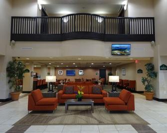 وينجايت باي ويندام ريجينا - ريجينا - ردهة