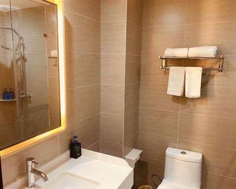 Hanting Hotel (Qingdao Zhengyang Road Liqun) - Qingdao - Salon