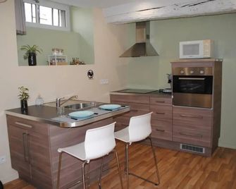 Appartement Dans Batiment Du 18eme Siecl - Argentan - Kitchen