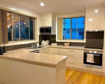 Shell Shack - Tomakin - Cocina