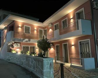 Anax Apartments Parga - Parga - Bygning