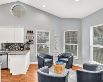 Horseshoe Bay Resort - Horseshoe Bay - Bedroom