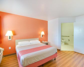 Motel 6-Phoenix, Az - East - Phoenix - Soverom