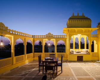 Haveli Gokul Niwas - Chittorgarh - Balīcha - Patio