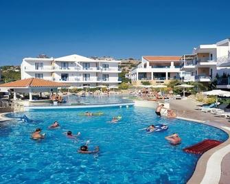 Pefki Islands Resort - Pefki - Piscina