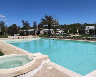 Riva di Palo Beach Hotel - Ladispoli - Zwembad