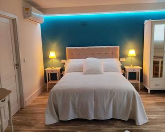 Apartamentos Turísticos en el Centro de Cuenca - Cuenca - Habitación