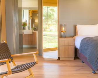 Olio Bello Lakeside Glamping - Margaret River