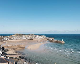 Harbour View House - St. Ives