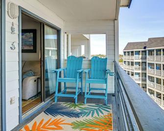 Cozy Beachfront Condo with WiFi, Views and Pool Access - Garden City Beach - Balcony