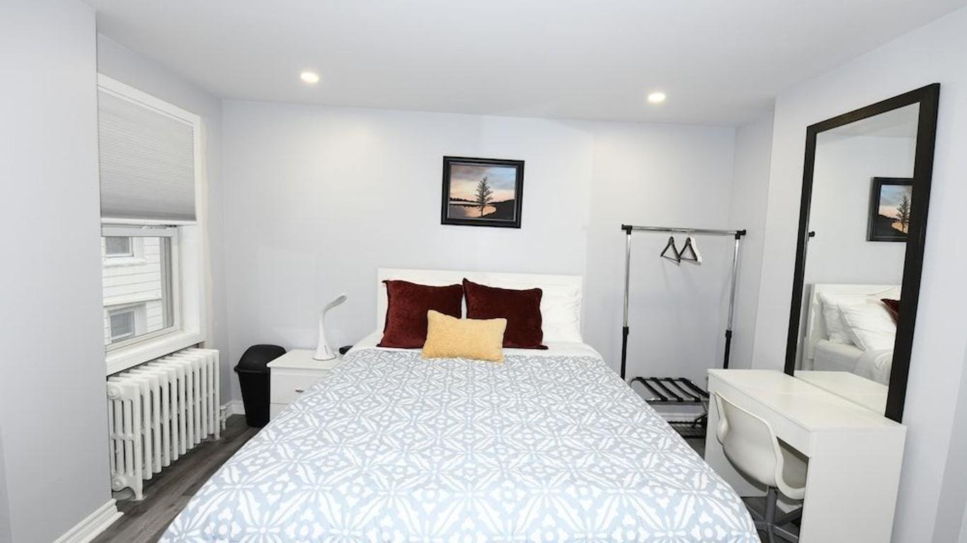 Serene Niagara Inn