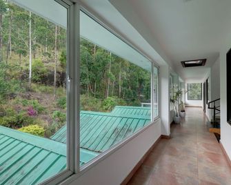 Cloud Dale Suites - Munnar - Balkon