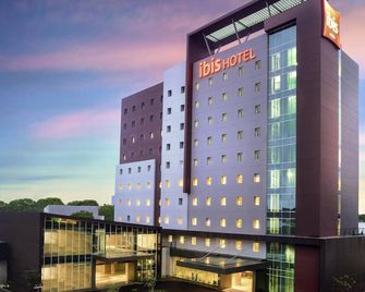 Ibis Makassar Losari - Makassar - Bina