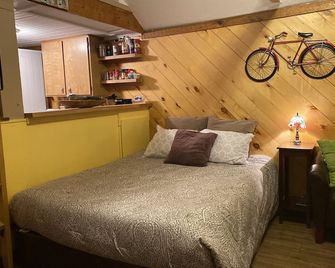 Cozy Cabin In The Heart Of It All - Unbeatable Location! - Crested Butte - Bedroom