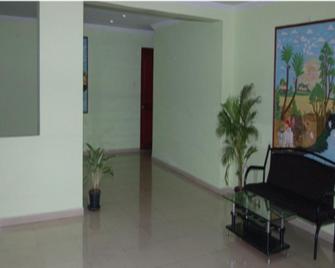 Hotel Priya Residency - Secunderabad - Lobby