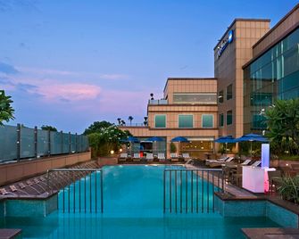 Taj Hotel & Convention Centre, Agra - Agra - Piscina