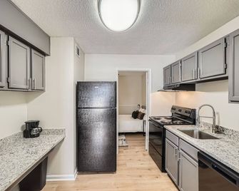 Overlook Club C6 L Spacious And Cozy - Cumming - Kitchen