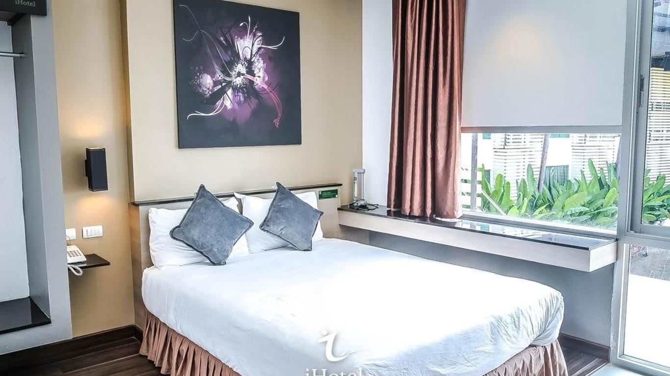 I Hotel