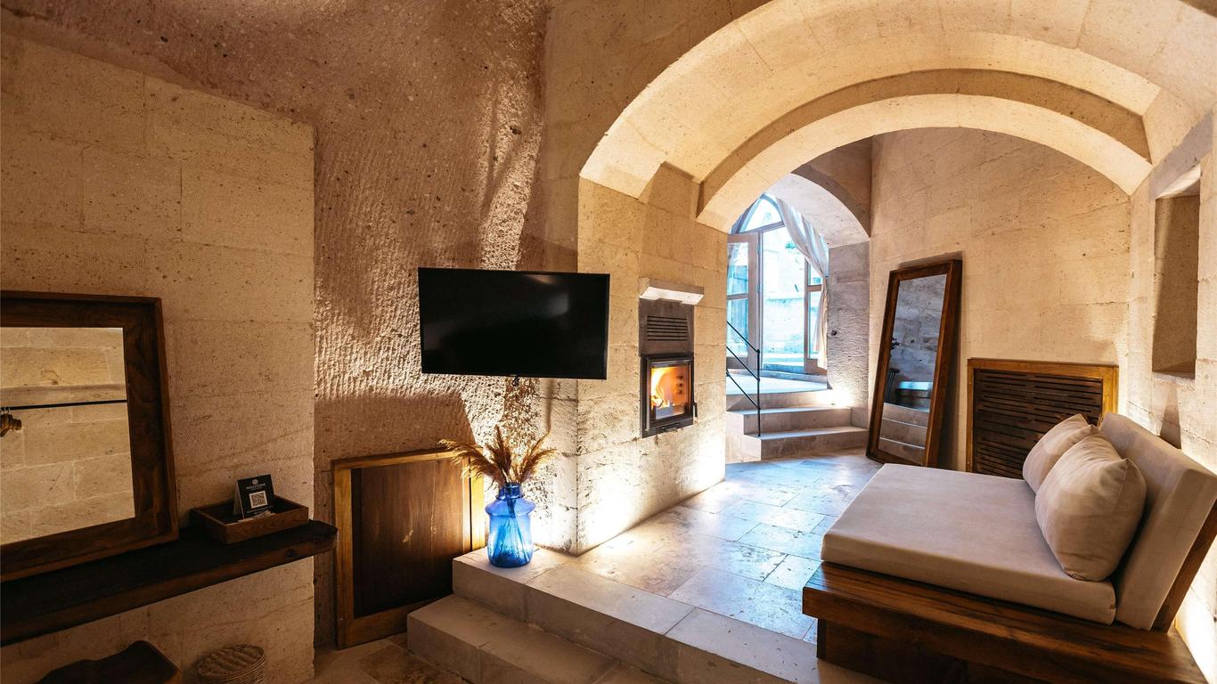 Millstone Cave Suites