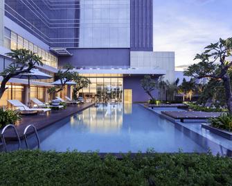 Mercure Jakarta Pantai Indah Kapuk - Jakarta - Kolam