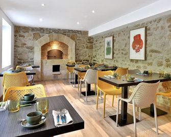 Logis Hotel L'Atelier D'Epicure - Castels-et-Bézenac - Restaurant