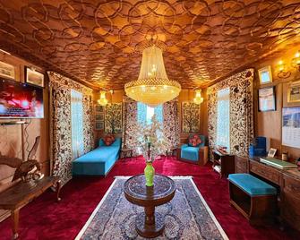 Houseboat New Golden Flower - Srinagar - Oleskelutila