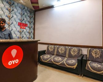 Hotel O satya lodge - Warangal - Front desk