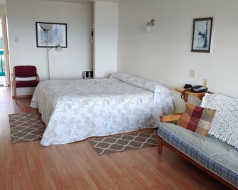 The Dublin House Motel - Yachats - Bedroom