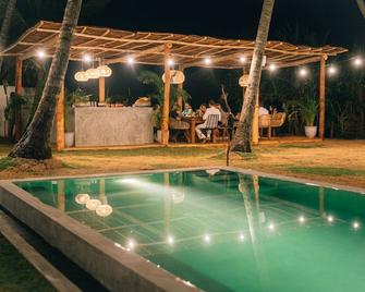 Dreamsea Sri Lanka - Ahangama - Piscine