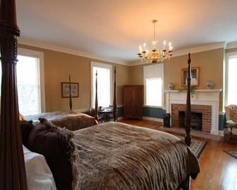 Hale Springs Inn - Rogersville - Habitación