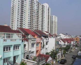 Maneeya Park Residence - Bangkok - Vista del exterior