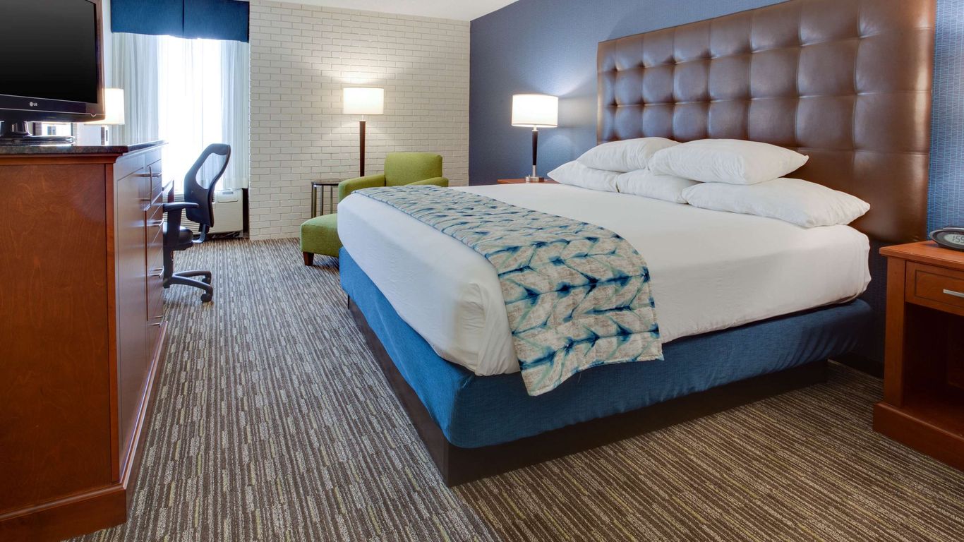 納什維爾機場愛普德魯利套房酒店 - 納什維爾