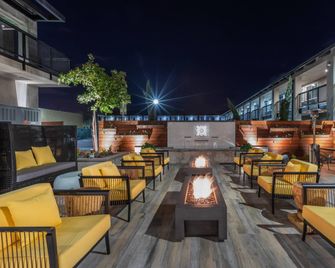 Bluestem Hotel Torrance Los Angeles, an Ascend Collection Hotel - Torrance - Majoituspaikan palvelut
