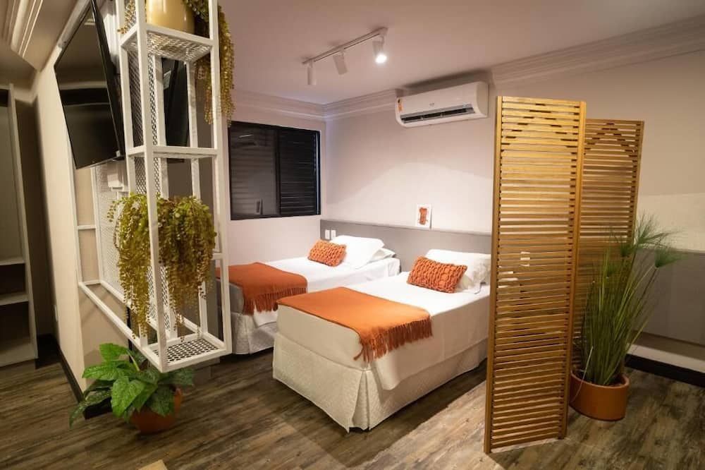 كامبوريو برايا أوتل - بالنياريو كامبوريو - غرفة نوم