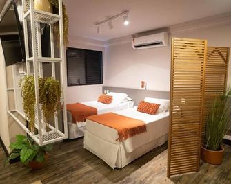 كامبوريو برايا أوتل - بالنياريو كامبوريو - غرفة نوم