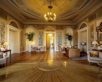 Schlosshotel Burg Schlitz - Hohen Demzin - Lobby