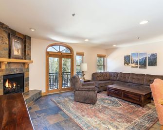 Bear Creek Lodge 208 by Alpine Lodging Telluride - Telluride - Salon