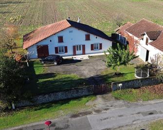 Renovated farmhouse close to DAX, 3 bedrooms, 2 bathrooms, classified 4 - Saint-Vincent-de-Paul - Bâtiment