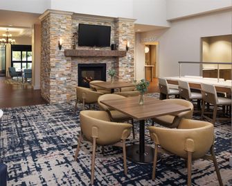 Homewood Suites by Hilton Minneapolis- St. Louis Park at West End - Saint Louis Park - Salónek