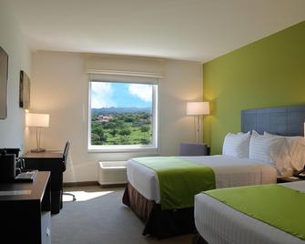 Holiday Inn Express Managua - Managua - Bedroom