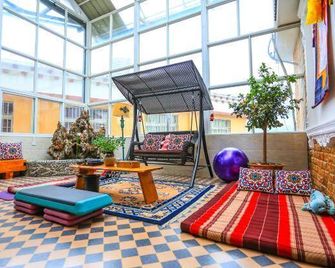 Shangri-La Linglong Inn - Diqing - Lobby