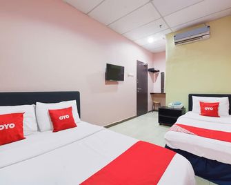 Hotel O Destiny Riverside Hotel - Kota Bharu - Quarto