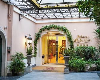 Palazzo Alabardieri - Neapol