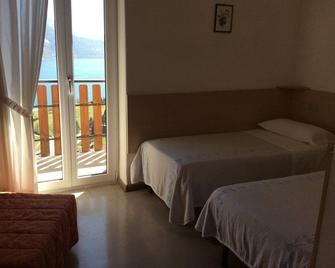Hotel Aurora - Molveno - Habitación