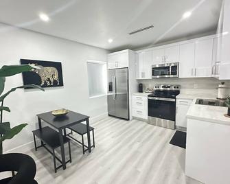 Stay Where Miami Comes Alive - Miami - Cocina